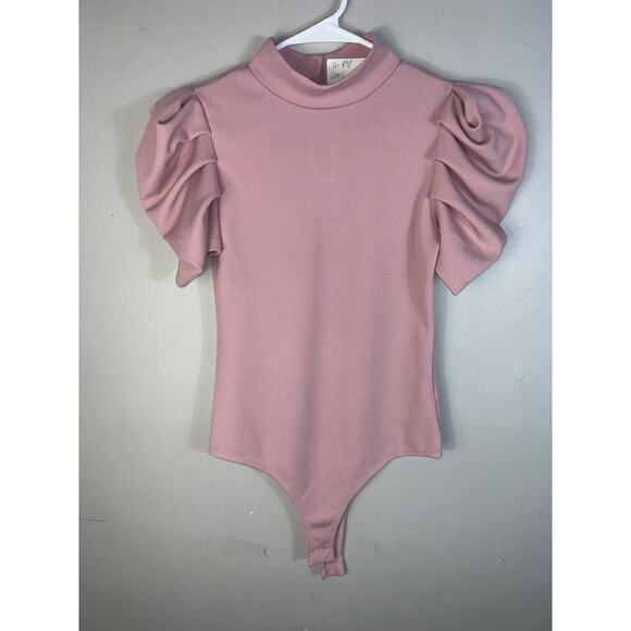 Pants store ruffle sleeve bodysuit - Picture 2 of 5